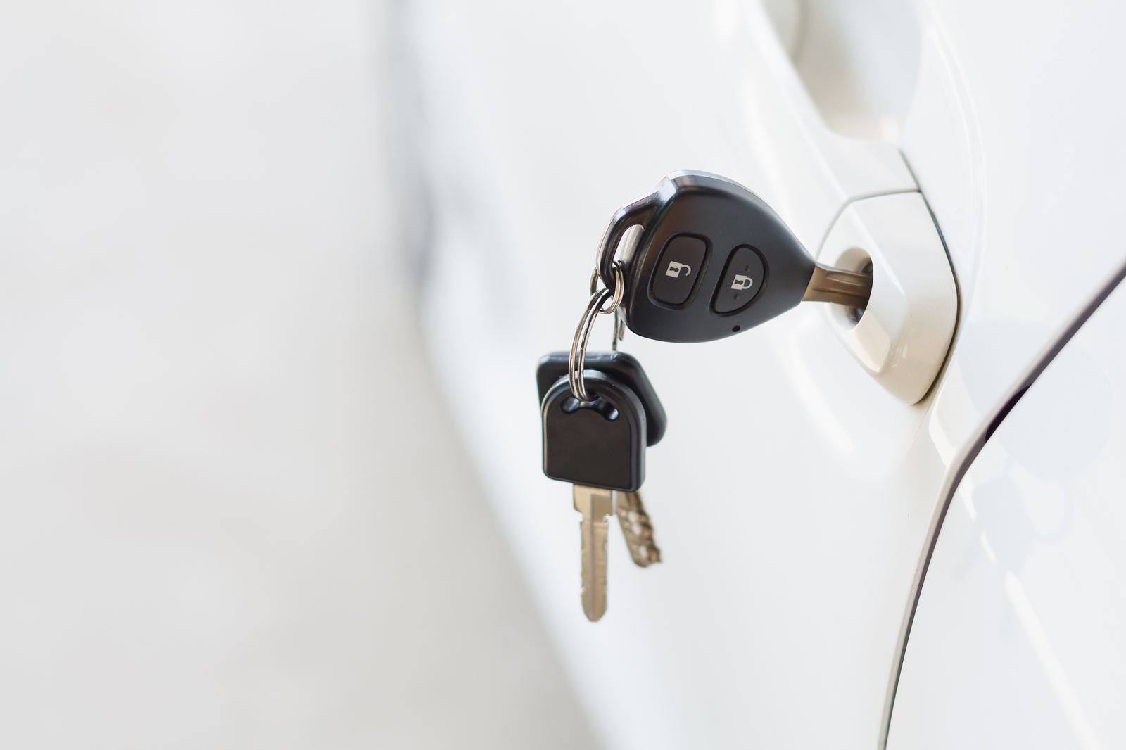 car lockout — locksmith services in Massachusetts